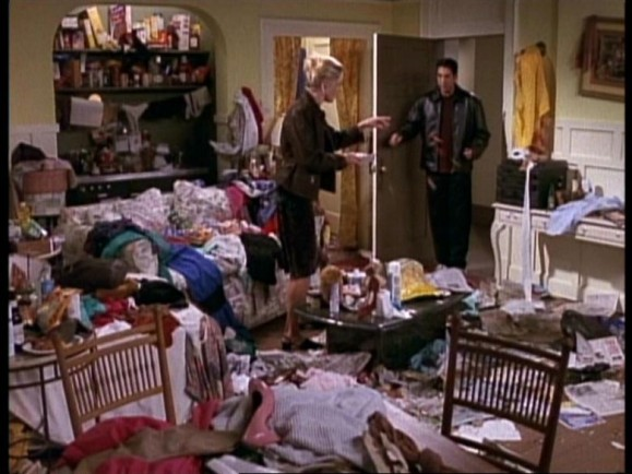 Фото с https://ocmominmanila.wordpress.com/2010/12/31/o-c-tv-character-monica-geller/