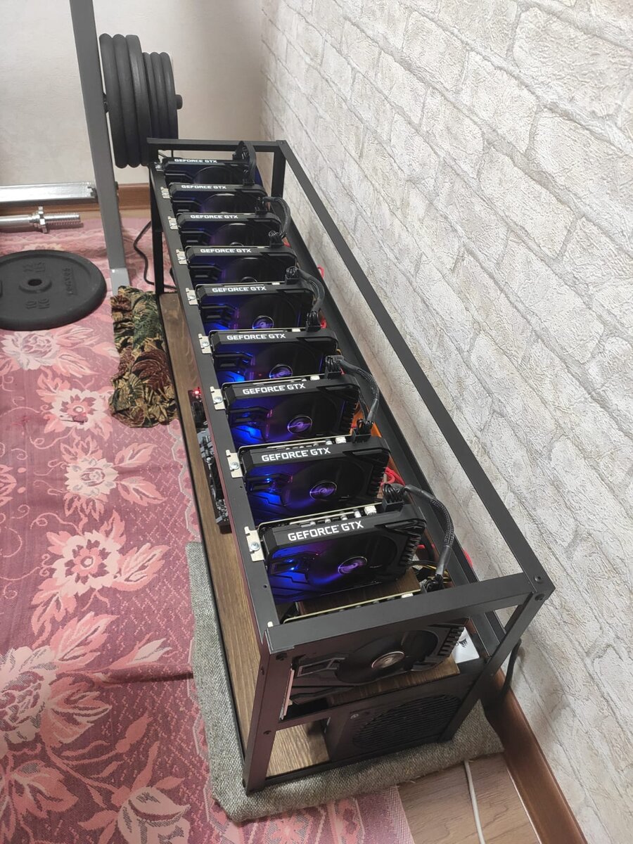 Майнинг ферма моего знакомого, 10 карт 1660 Super.