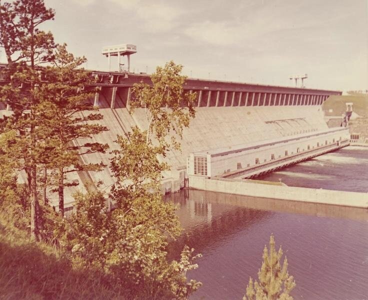  Братская ГЭС. 1977 г. Фотослужба "Братскгэсстрой". МАММ/МДФ. Источник: russiainphoto.ru