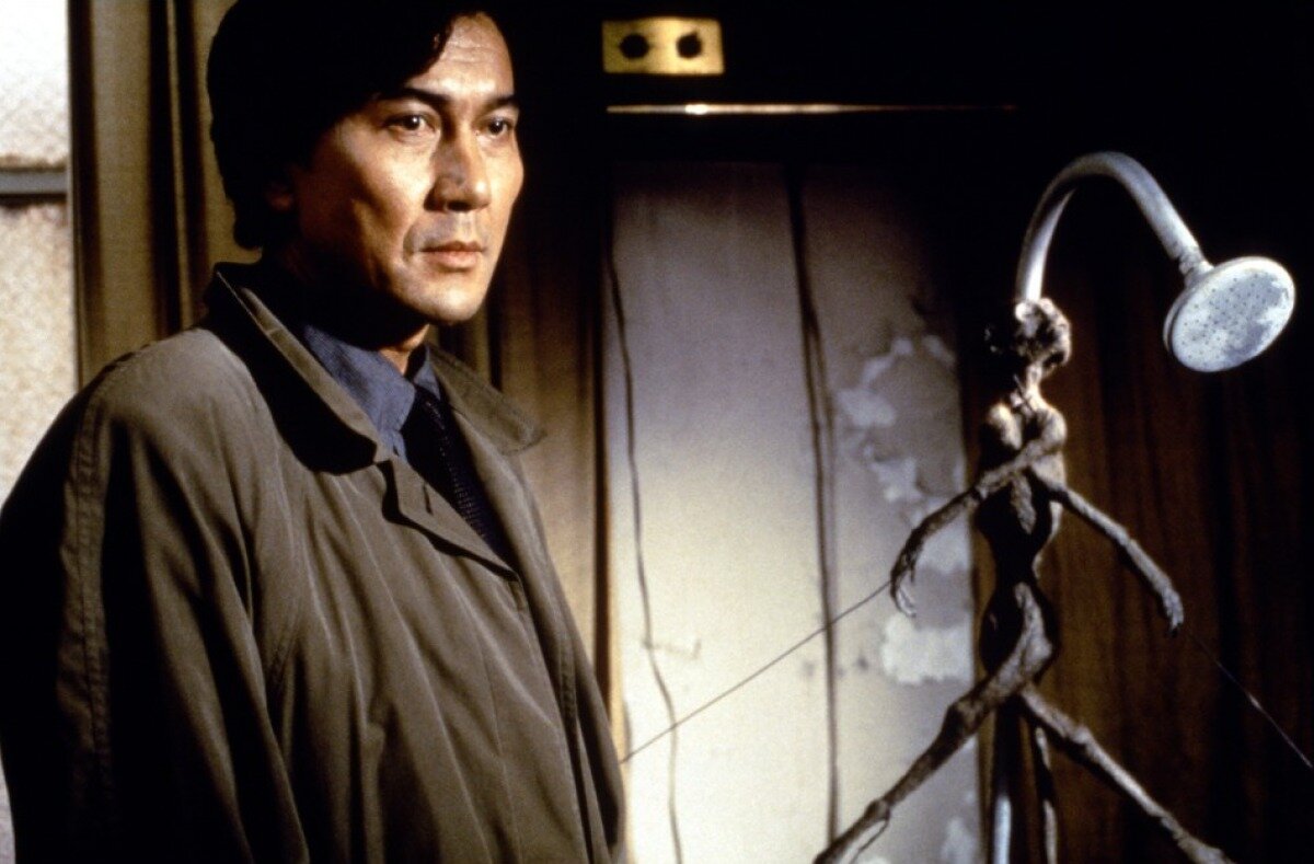 shot from "Cure"/1997/Kiyoshi Kurosawa/kinopoisk.ru