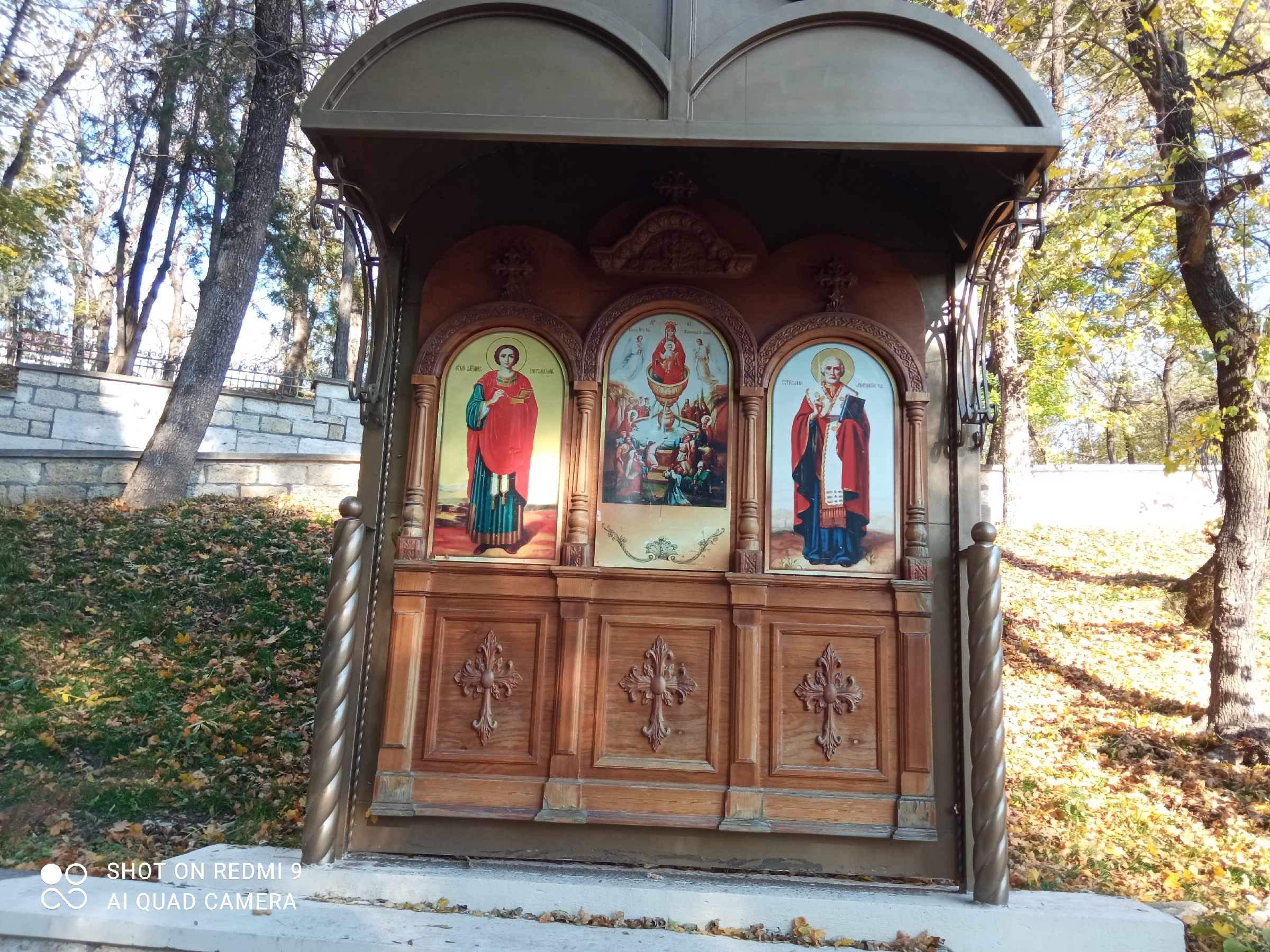 Главная достопримечательность города Ессентуки — курортный парк. Здесь уютно, спокойно и можно отдохнуть на славу16