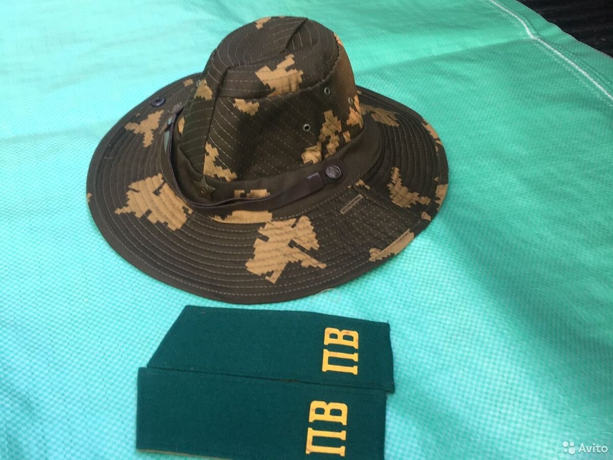 Головной убор пограничников на югах. Фотография от  Ивана Кирова.