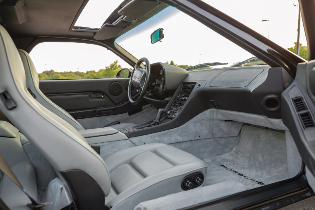 Оригинальный Porsche 928 (1977-1995)