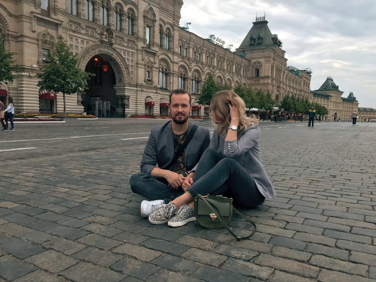 Поменять сферу деятельности возможно в любом возрасте, если ты чувствуешь в себе силы и тебя поддерживает твоя семья.