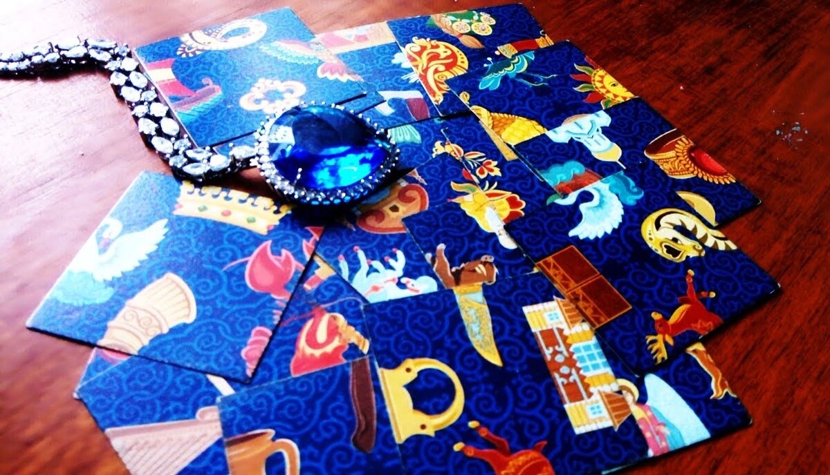 Пасьянс+Ленорман:Что в жизни у отсутствующего человека?/Что его ждет ...