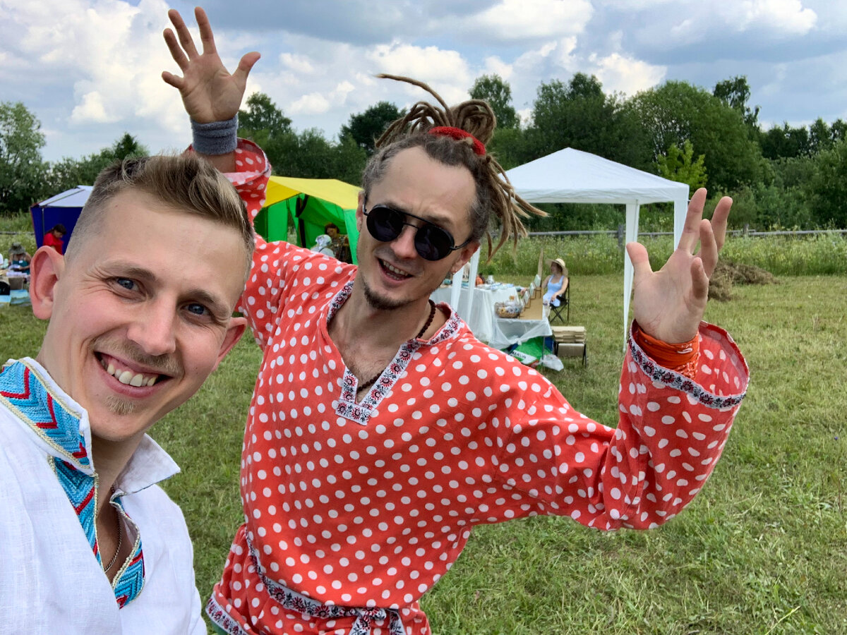 Я с товарищем, профессиональным клоуном. (Степан Корольков)