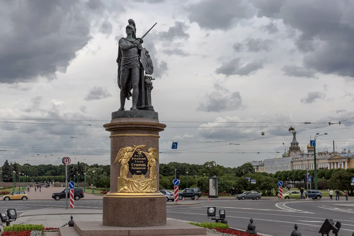 Памятник Суворову. Фото из интернета