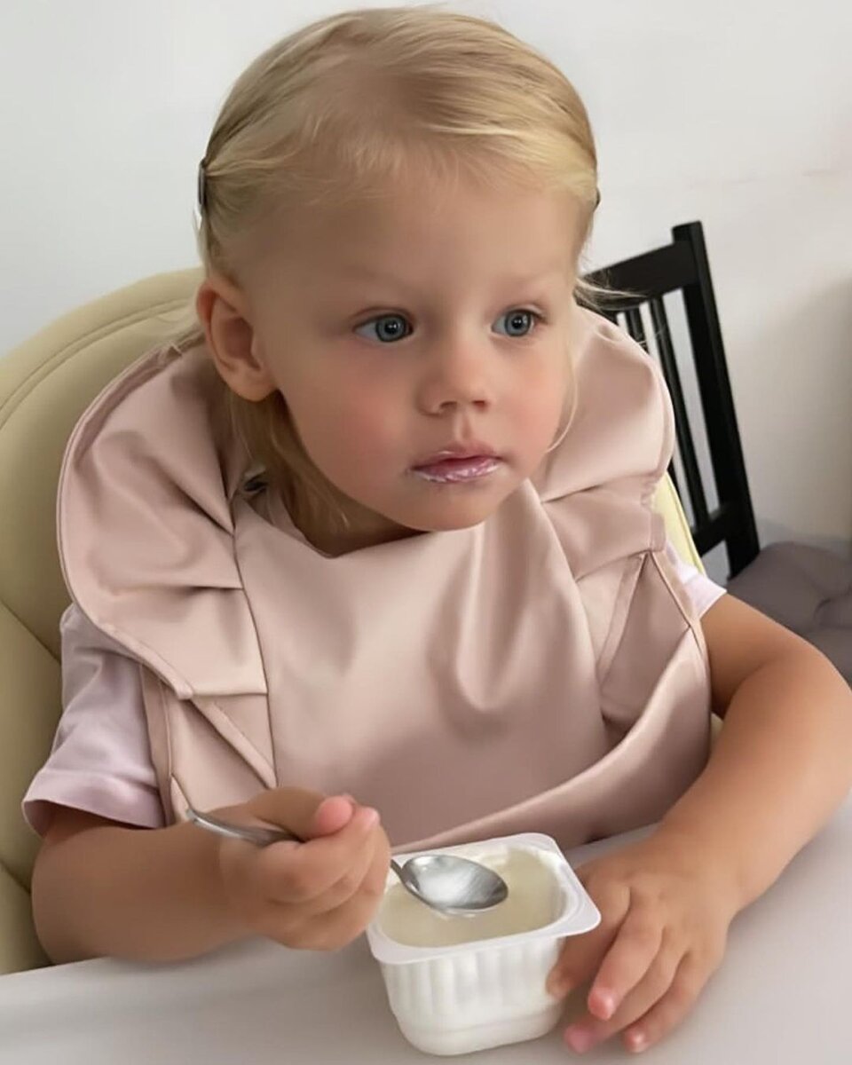 Софья Синицына опубликовала новое фото Мии Табаковой