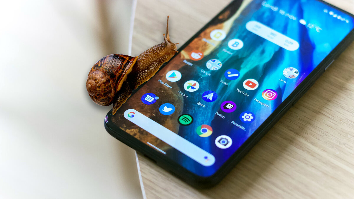 Почему смартфон на Android начинает тормозить уже через год после покупки |  Блог системного администратора | Дзен