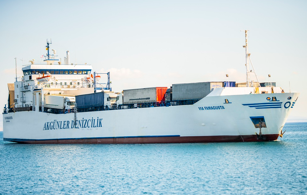 Паром таню. Паром m/f via-mare (feribot). Filo Denizcilik паром. Akgünler Denizcilik автомобильные паромы. Via mare паром.