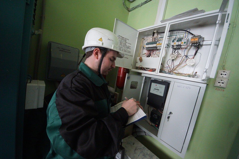     Энергетики продолжают обновлять инфраструктуру. Алексей БУЛАТОВ