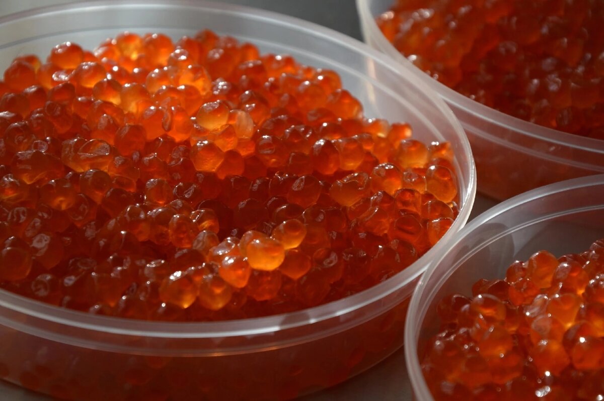 ИКОРКА- СЛАБОСОЛЕНАЯ, ИКРИНКА К ИКРИНКЕ.