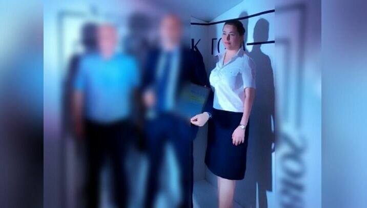     Ранее коллеги Риммы Абрамовой обвинили ее в получении взяток и притеснении подчиненных, сообщает корреспондент NewsTracker.