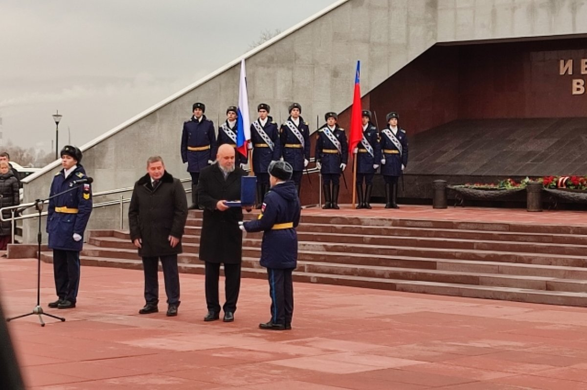    Два губернатора передали памятные капсулы с землёй Кузбассу