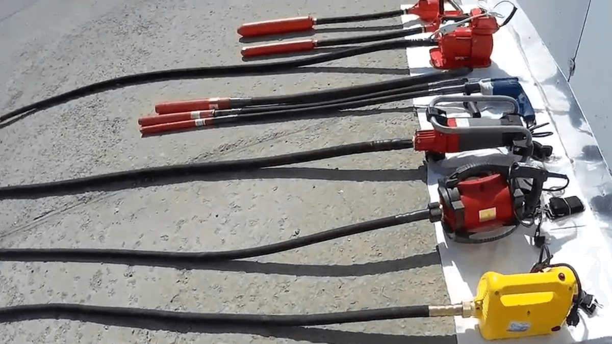 Глубинный вибратор для бетона - механический, пневматический, высокочастотный - какой лучше