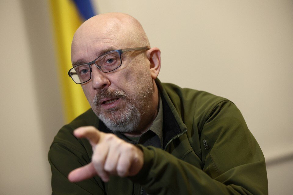     Reuters: Глава Минобороны Украины Резников заявил, что зимой ВСУ усилятся "тысячами солдат"  REUTERS