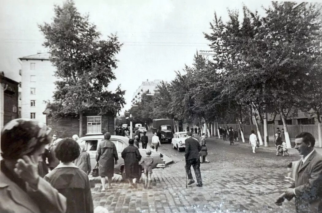 Малая Грузинская улица. 1966-1967. Фото: Герман Харламов. Источник: сайт www.pastvu.com