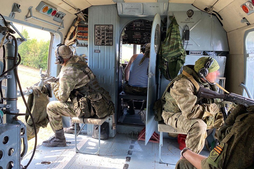     Продолжаем знакомить с героями спецоперации «Z» - участниками боевых действий на Донбассе. Дмитрий СТЕШИН