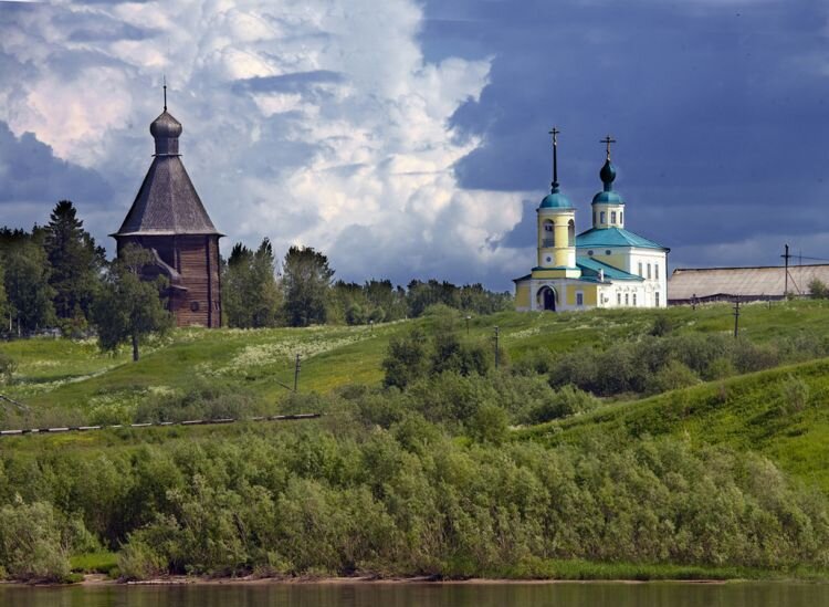 ХРАМ УСПЕНЬЯ ПРЕСВЯТОЙ БОГОРОДИЦЫ