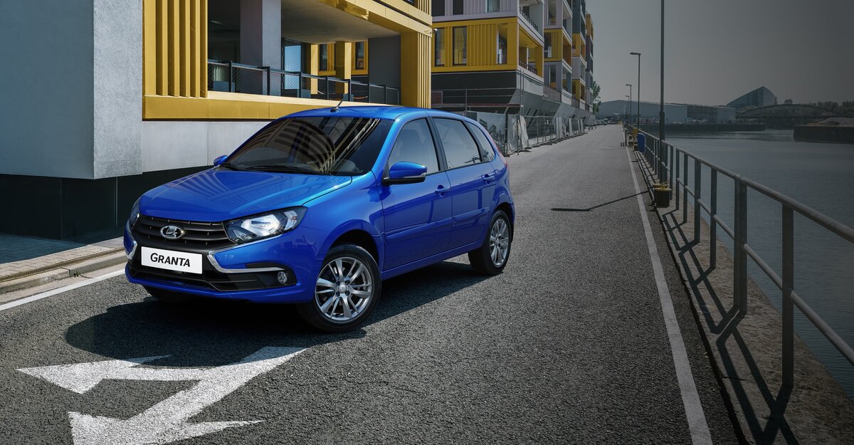    Lada Granta оборудован батареей прямой полярности.Lada