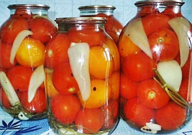 Два рецепта заготовок помидоров на зиму