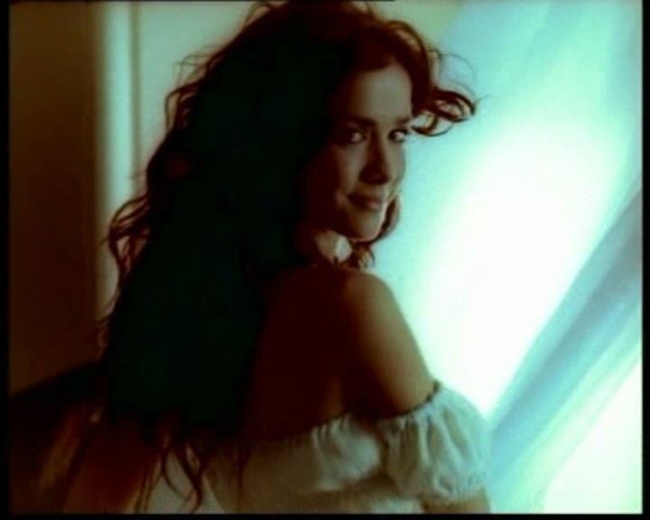 кадр из заставки к сериалу