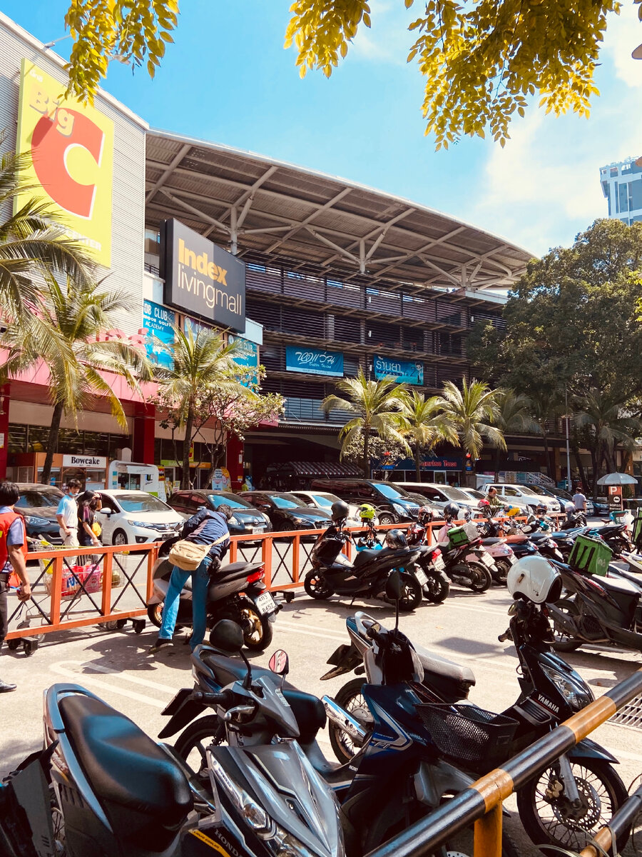 Супермаркет Big C в Бангкоке 