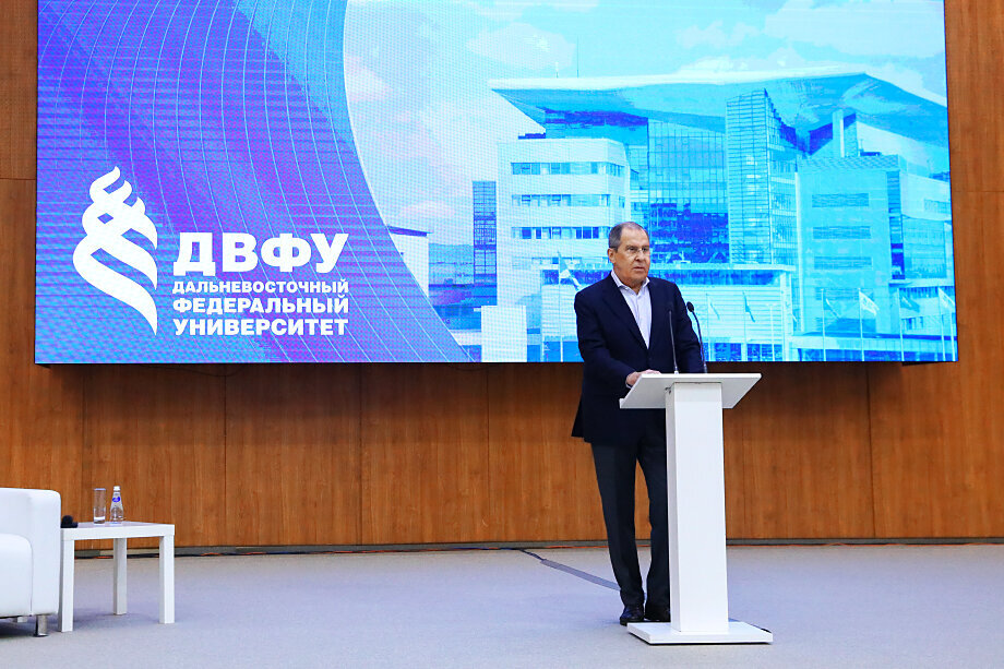 Визит министра иностранных дел Сергея Лаврова на прошлых выходных во Владивосток для местных элит стал неожиданностью. Фото: официальный сайт Министерства иностранных дел РФ