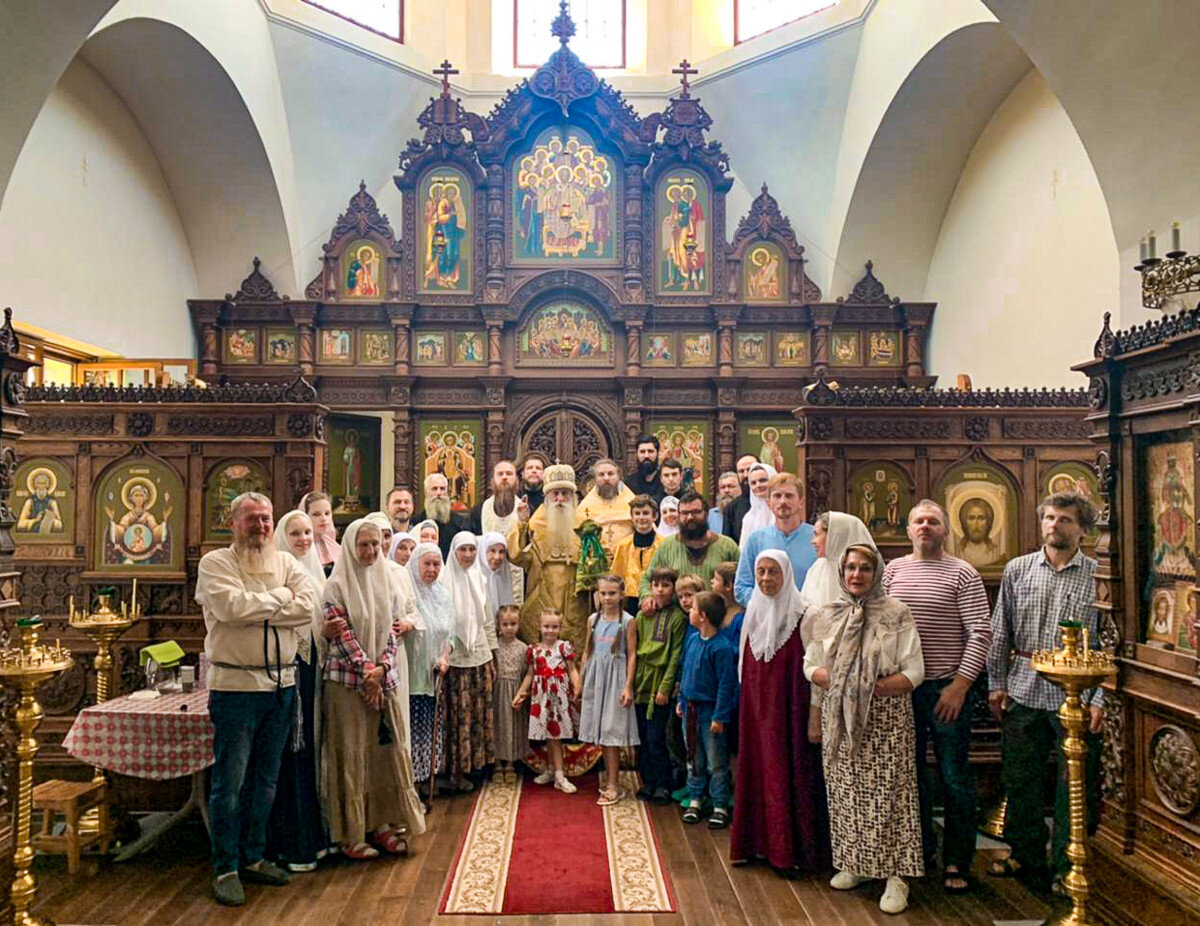 старообрядческий храм внутри