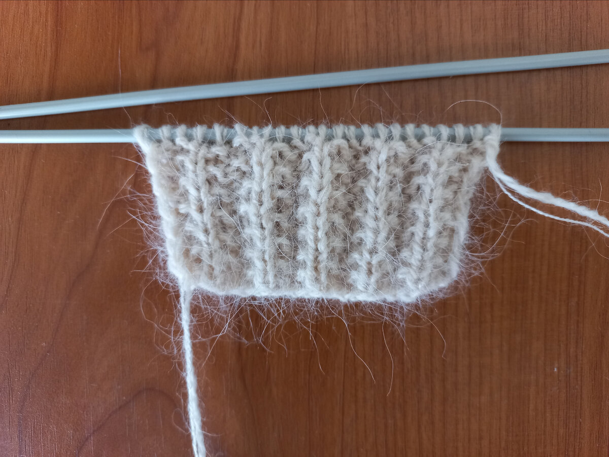 Связанный образец Граненая резинка 