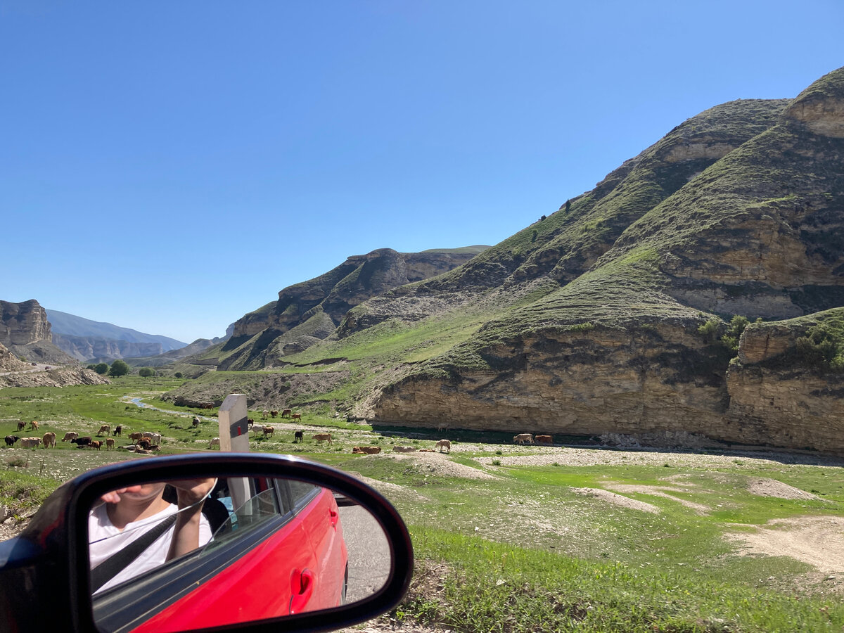 По горным дорогам Дагестана. Здесь и далее – все фото автора