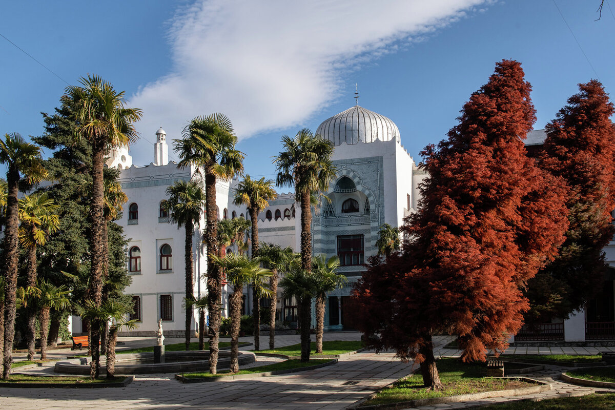 Дворец Дюльбер / Турпортал Крыма, Константин Крестьянинов