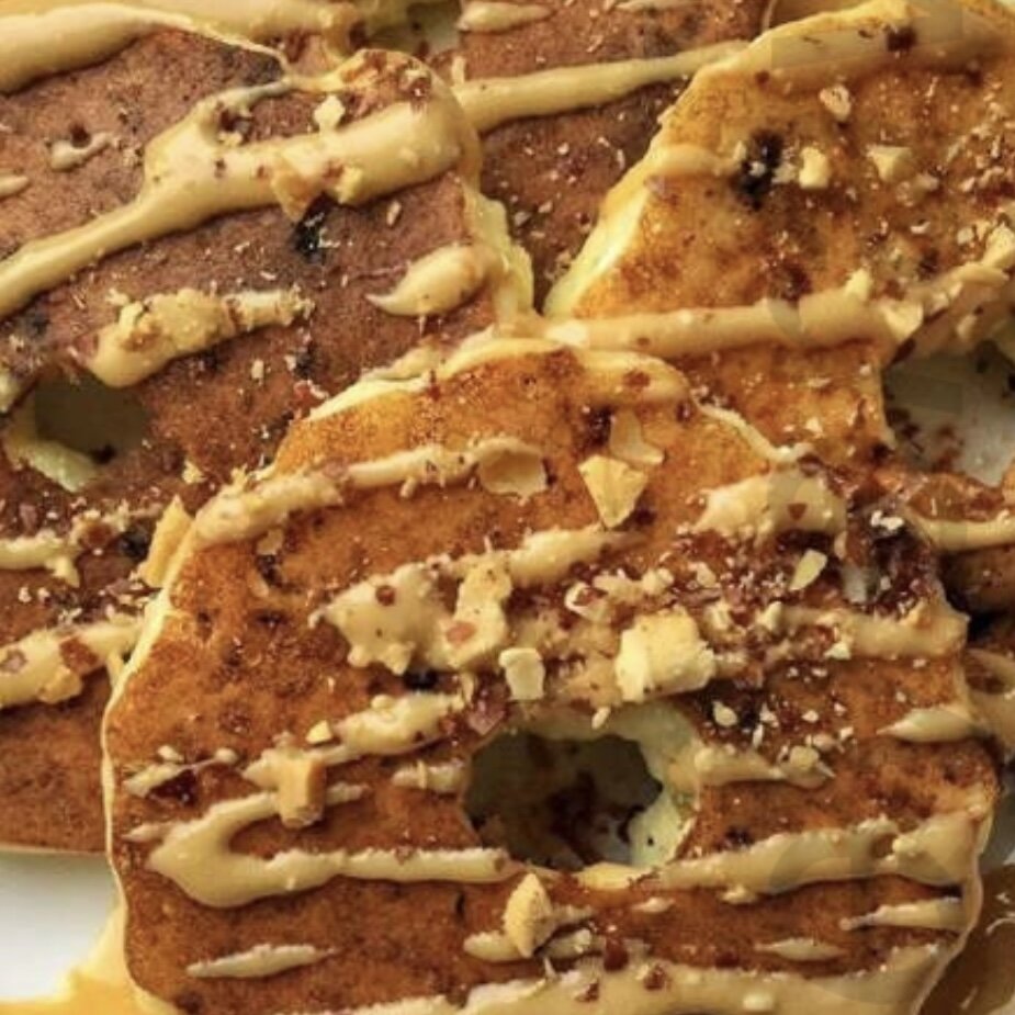 Вариант сервировки полезных творожных колечек