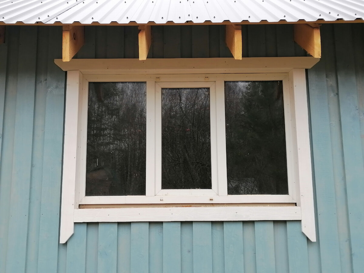 Преимущества деревянных окон для дачи