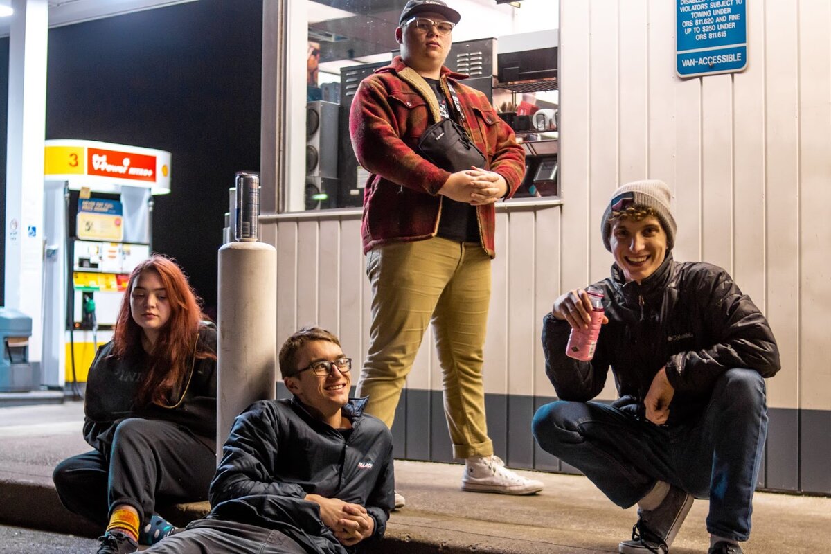 Если соединить лица героев воображаемой линией, они создают треугольник с вершиной наверху / piqsels.com