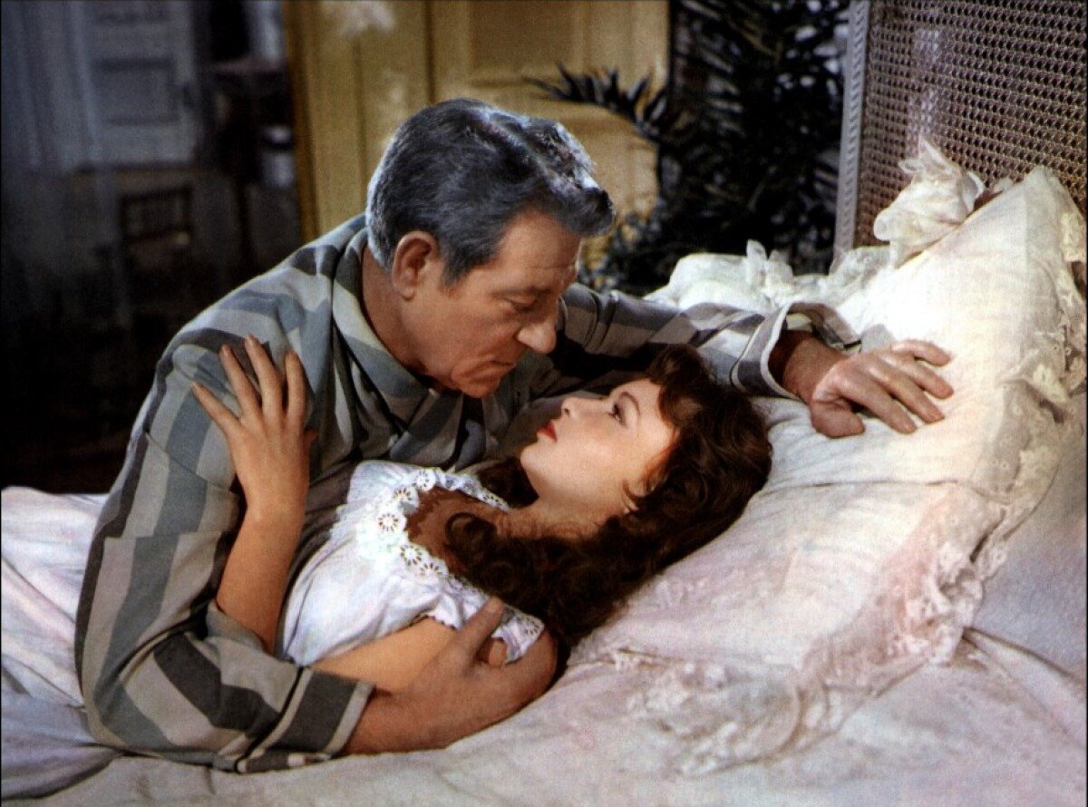 Кадр из фильма "Французский канкан" взят для иллюстрации из Яндекс Картинки.