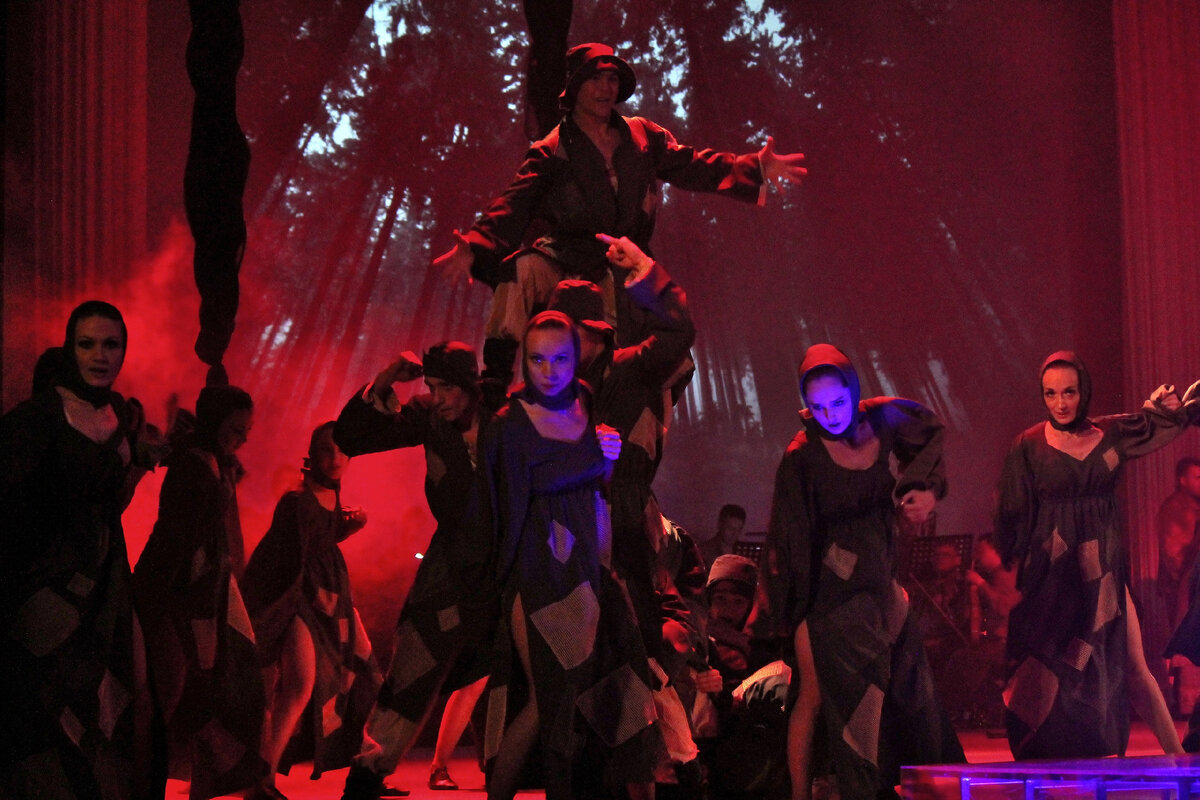 Мюзикл "Дубровский". Фото со спектакля 