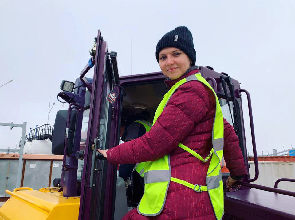 Эксперт СОУТ порекомендовала, как избежать тугоухости 