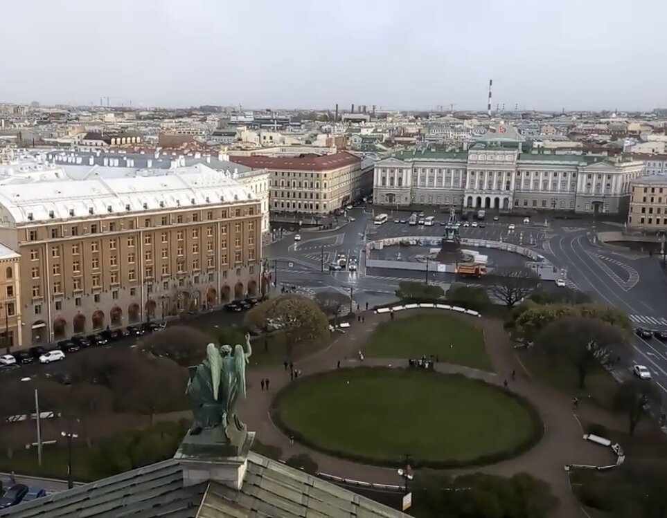 Вид с Исаакиевского собора 