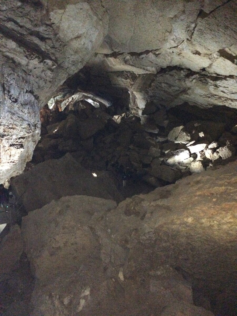 Мраморная пещера в Крыму, я был там в конце июля