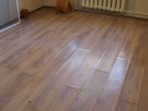 Намокание конструкций внутри квартиры, обрушение отделки