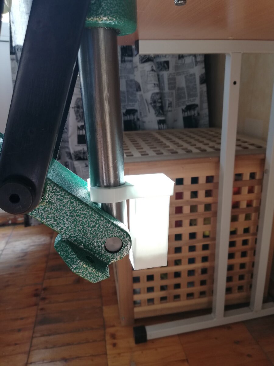Шток в нижней точке
