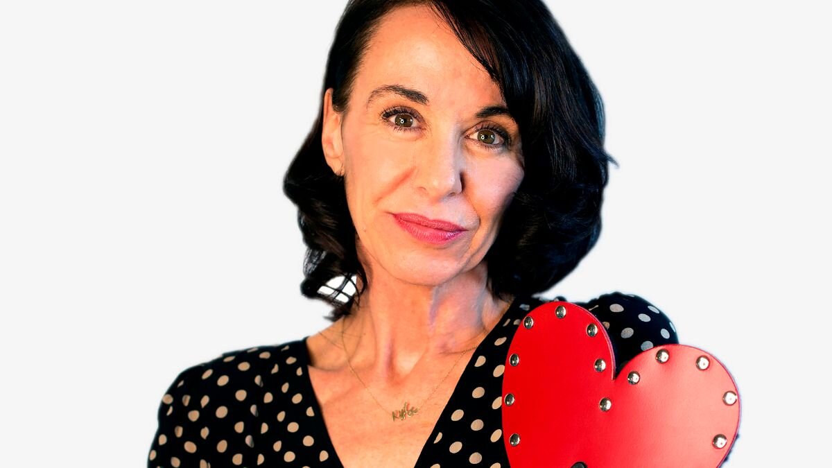 Кай управляет магазином уже 30 лет.https://cutt.ly/7JlIBJ4