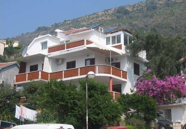 Petrovac Villa Holiday