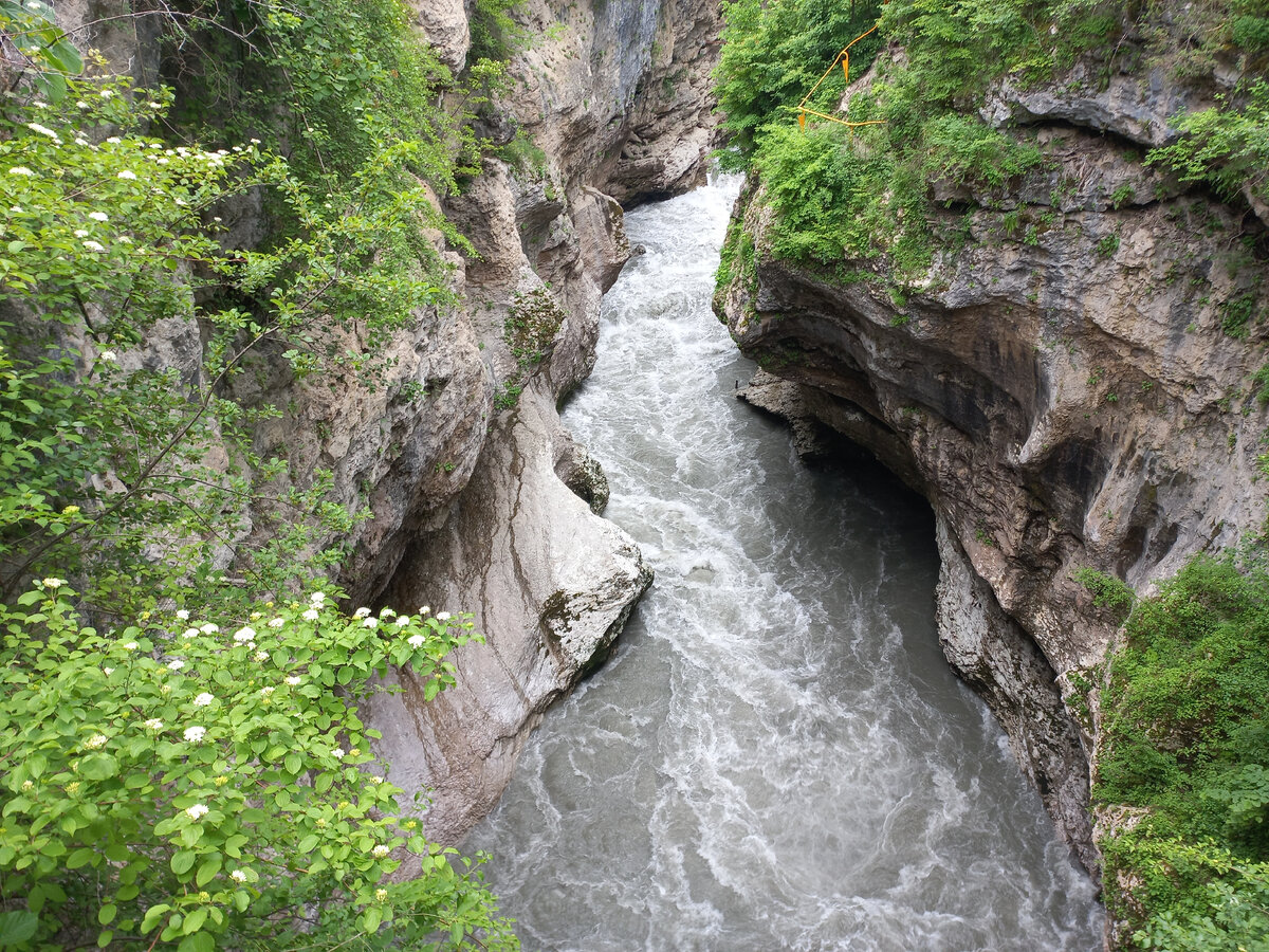 Река белая в Каменномостском