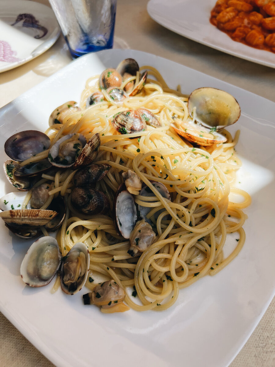 Спагетти вонголе 