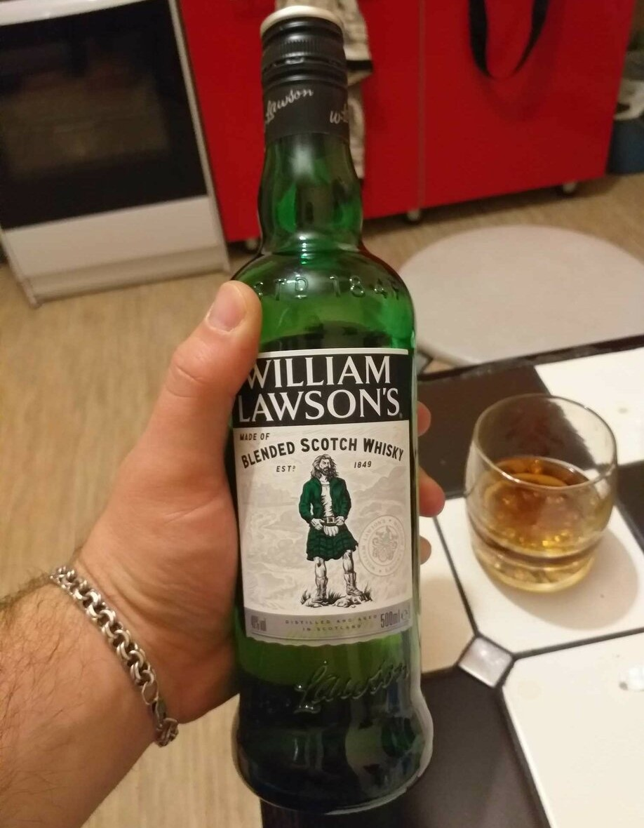 Виски кб. Вильям Лоусонс 0.5. Виски William Lawson's. Виски Лоусон 0.5. Виски William Lawson 5л