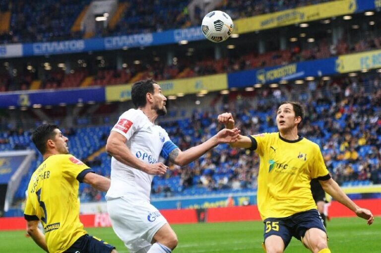    Футбольный клуб «Оренбург» проиграл в Ростове в матче Кубка России Елена Шкатова