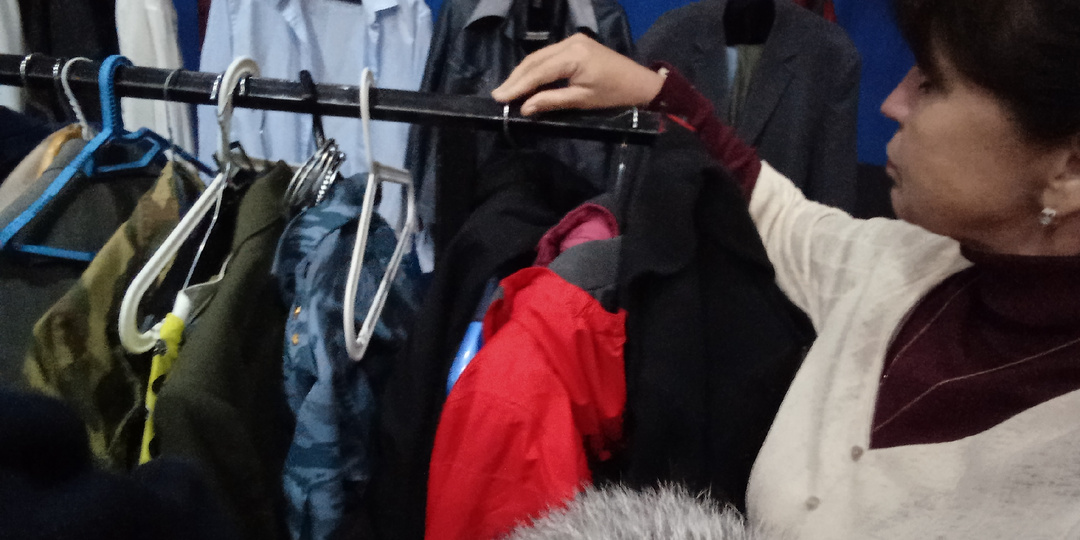 Чтоб быстрее приходило новое и лучшее, избавлялась от старых и ненужных вещей. Теперь этого не делаю