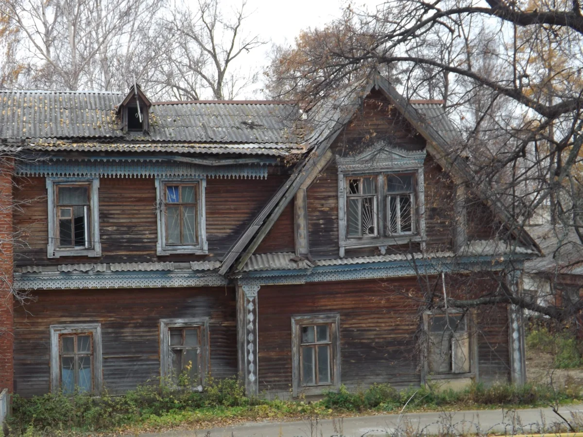 Парадный вид